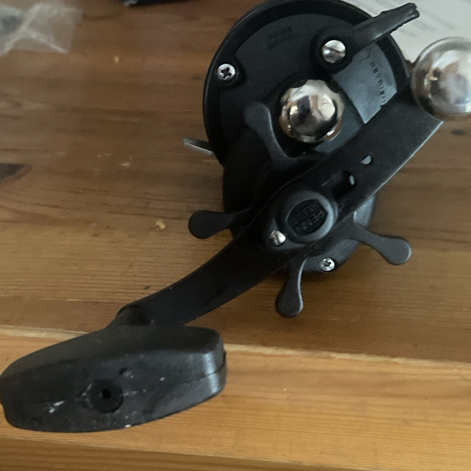 Penn 525 Mag Magnetic Cast Control