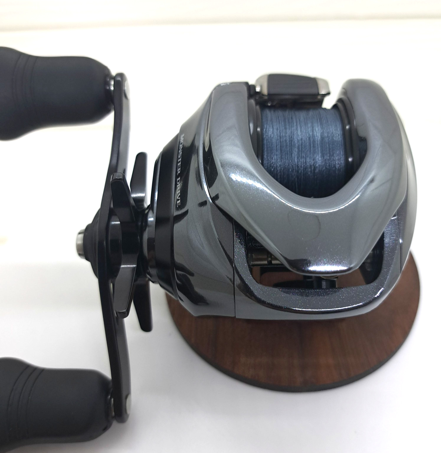 Mint Shimano 18 Antares DC MD XG Right-handle baitcasting reel from Japan