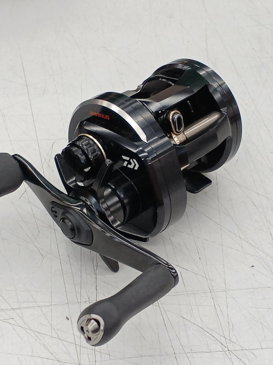 Daiwa 18RYOGA 1520H Baitcasting Reel 6.3:1 Gear Ratio 270g 71cm/Handle