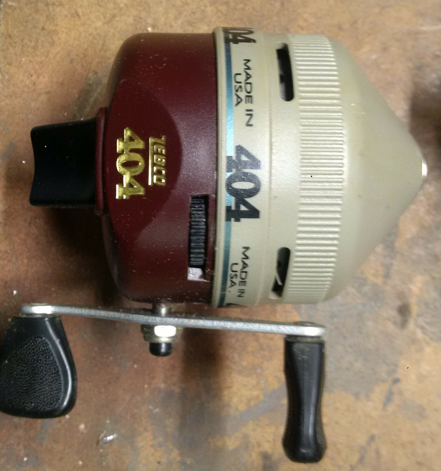 Lot of 4 Vintage Zebco Fishing Reels Made in USA