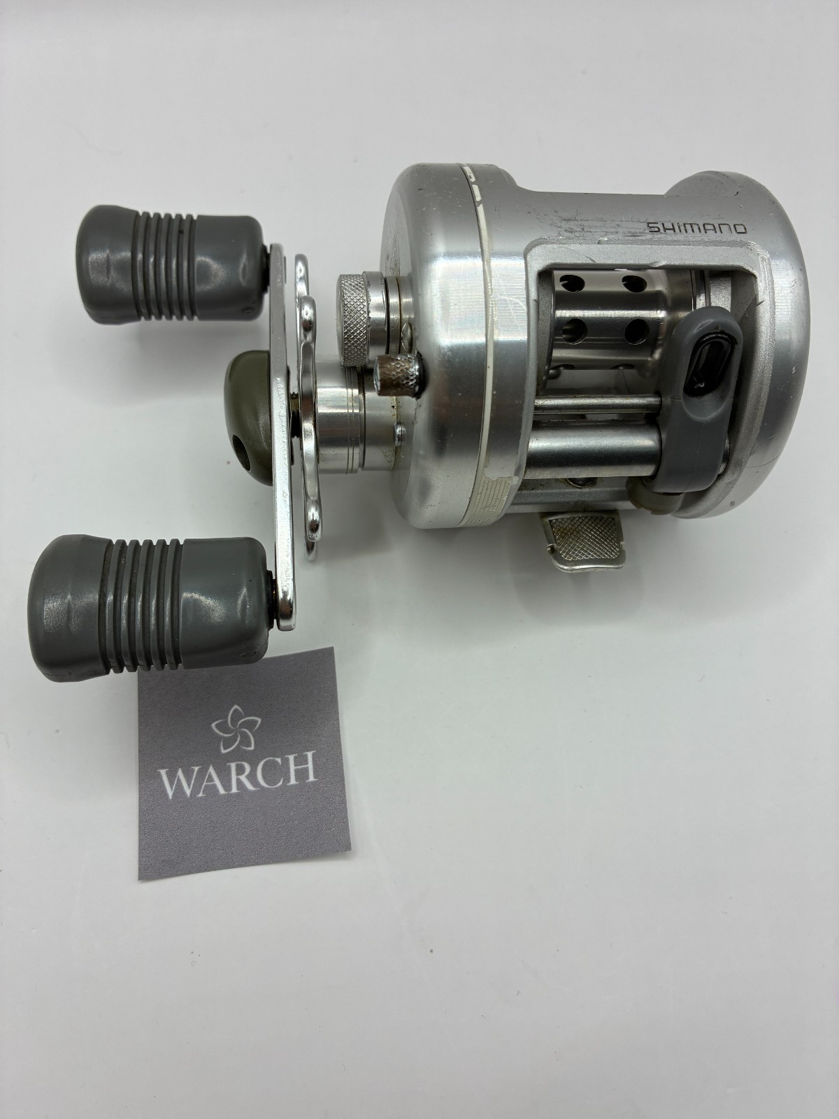 Shimano Calcutta 100 Baitcasting Reel Lightweight Durable Fishing Reel Used Jp