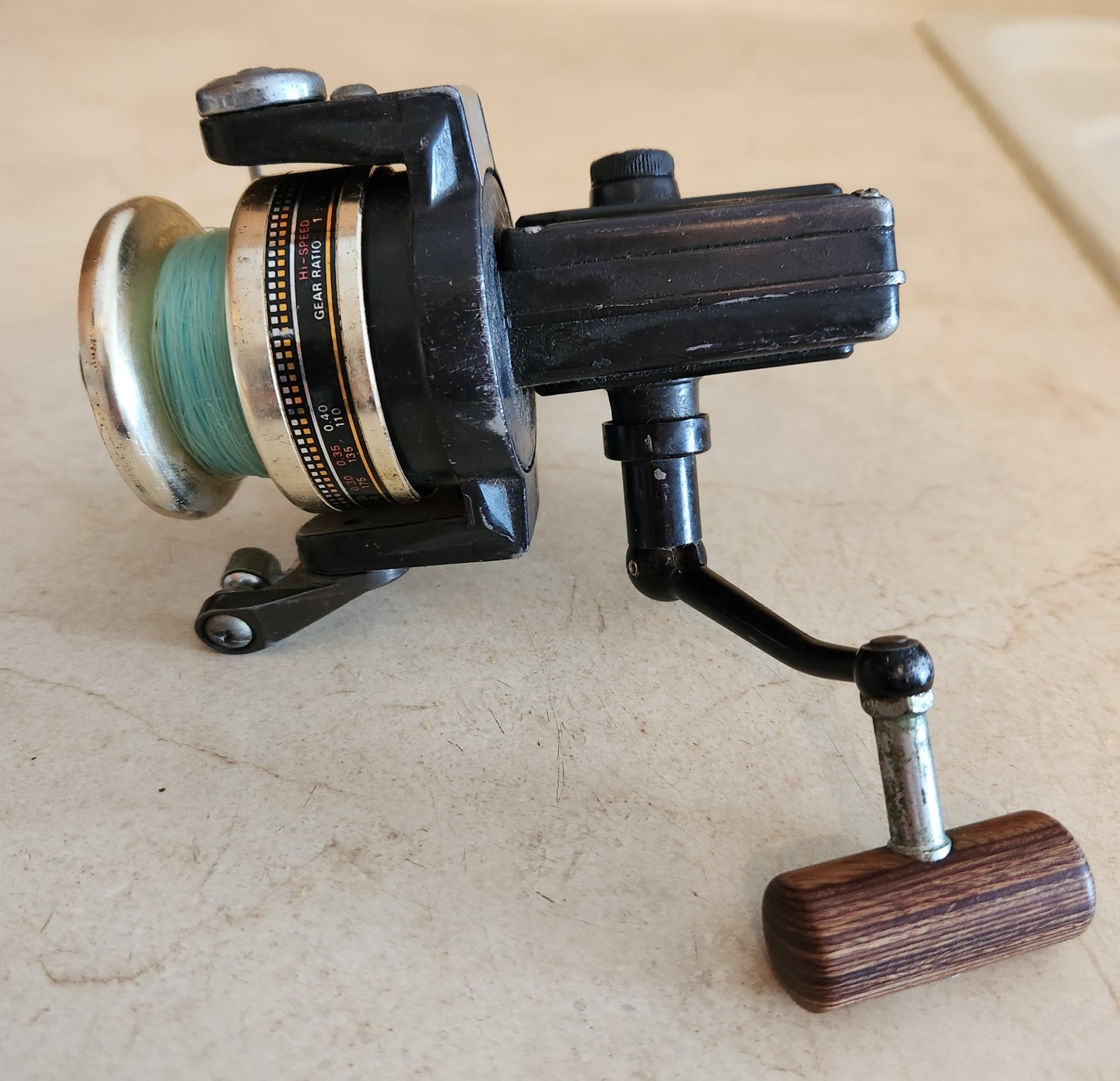 Vintage Japan made Daiwa Black Gold BG15 Spinning Fishing Reel – 3 Ball Bearings