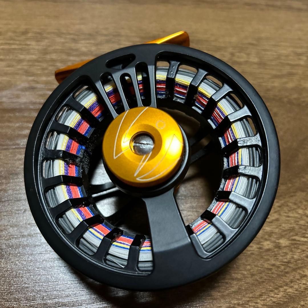 M MAXIMUMCATCH Maxcatch Tail fly reel