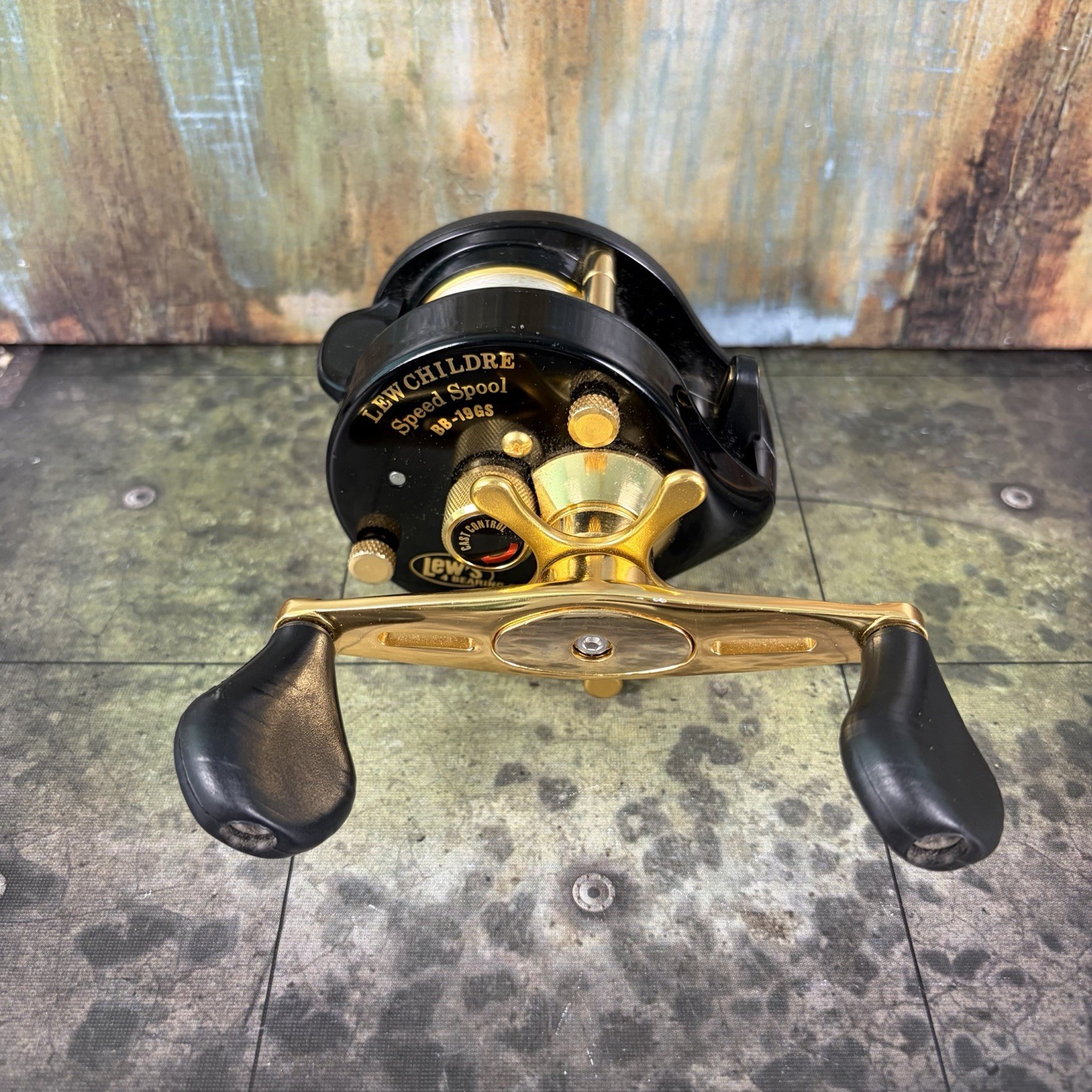 Lew Childre Speed Spool BB-19GS Right-Hand Bait Casting Reel 4:3:1 – Clean!
