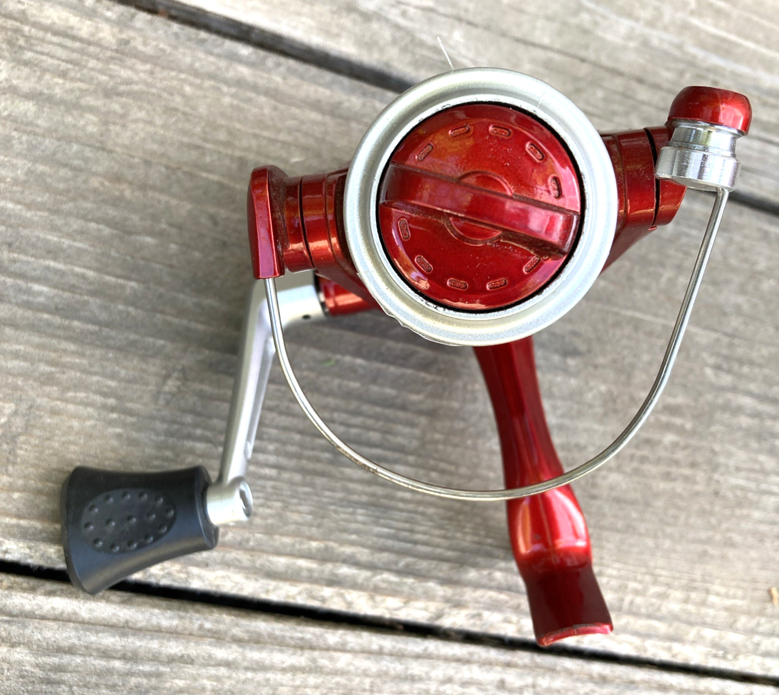 Fishing Reel Spinning RED Shakespeare CSPK20 Balanced Rotor Gear Ratio 5.5:1.