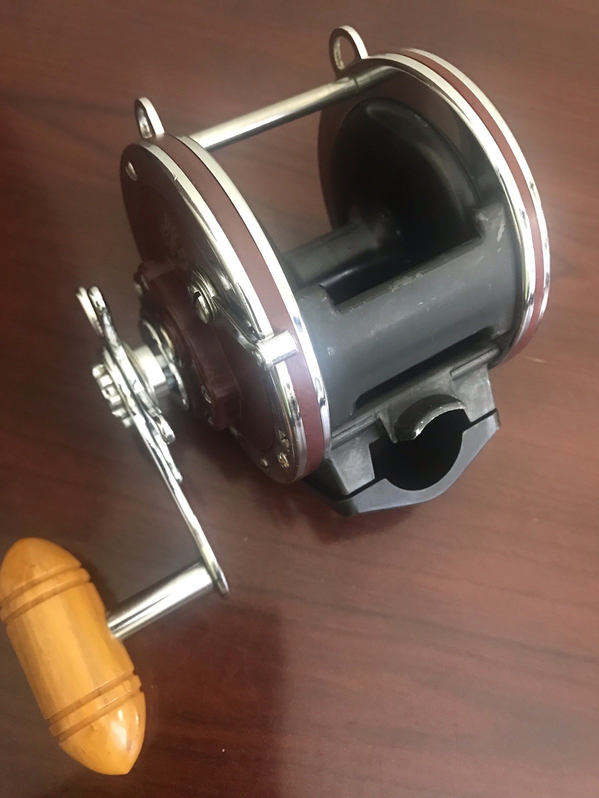 PENN SENATOR NARROW 113H NEWELL YELLOWTAIL SPECIAL JIGGING TROLLING FISHING REEL
