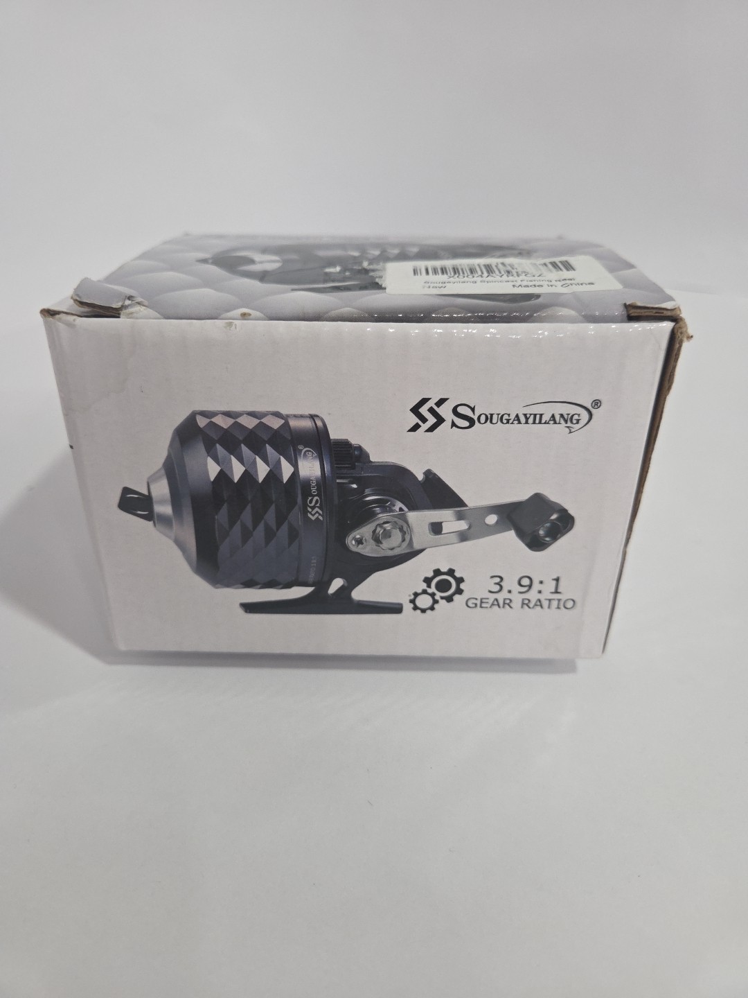 Fishing Reel 3.9:1 Gear Ratio&Double Roller Pin Paired with Ball Bearings Gear