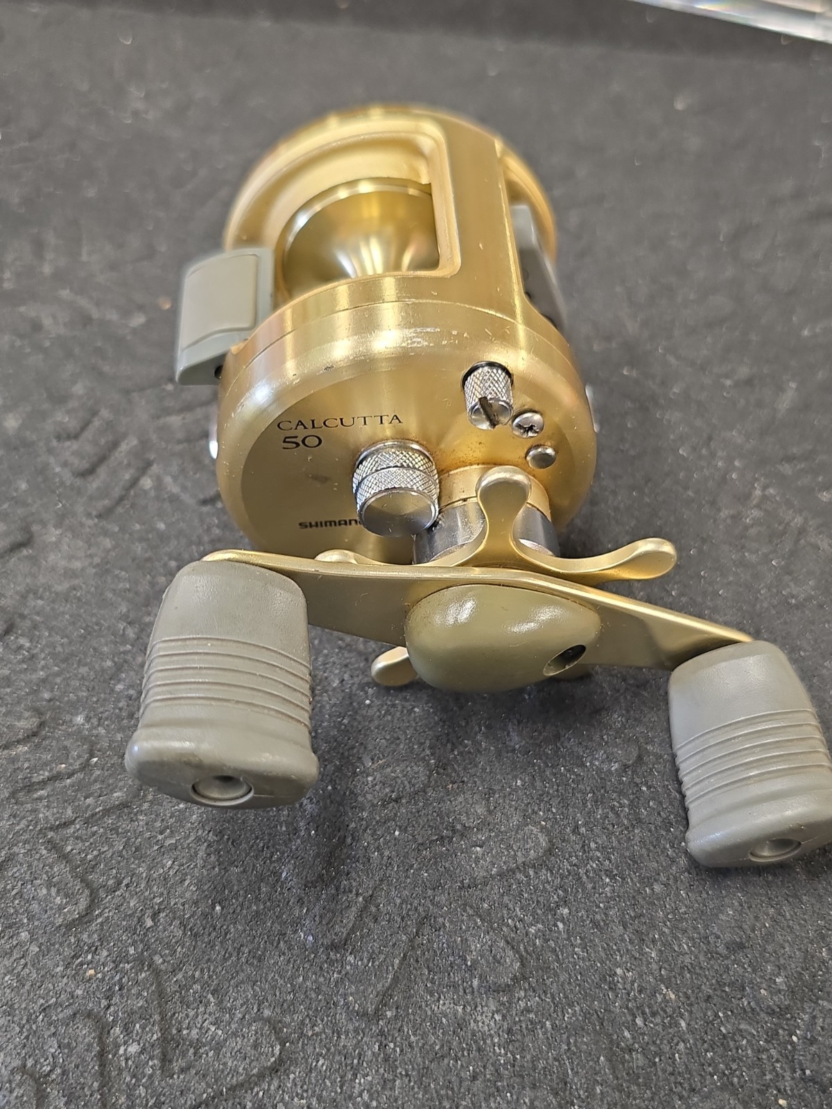 Vintage Shimano Calcutta 50 Gold Round Baitcasting Reel – Made In Japan