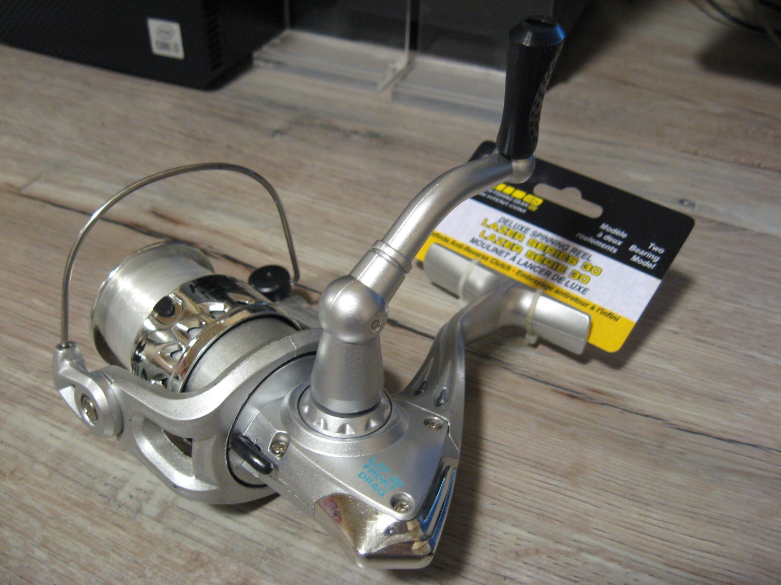HT Lazer 30 Spinning Reel 5.1:1 Pre-Spooled 6 LB Line HZF-30 – RH / LH Retrieve