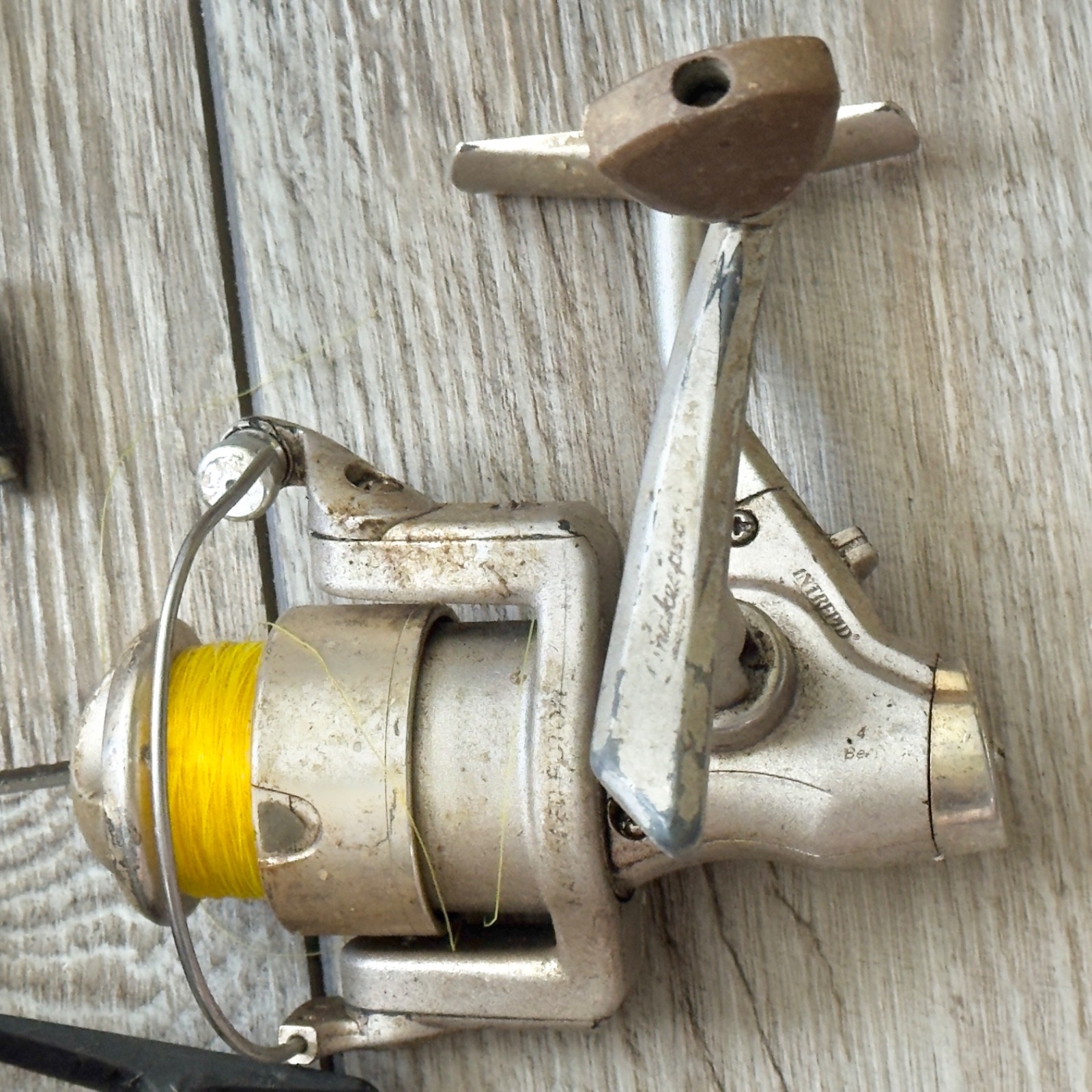 8 VTG Daiwa Shimano Zebco Shakespeare Spincast Fishing Reels For Parts Repair