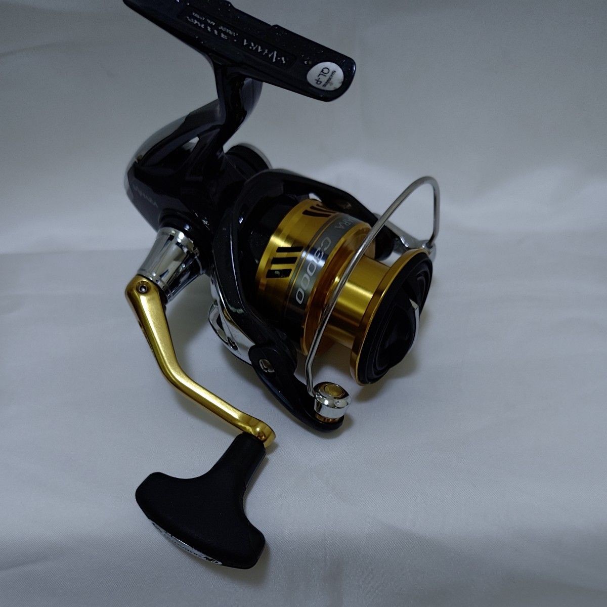 Shimano 17′ Sahara C3000 Spinning Reel