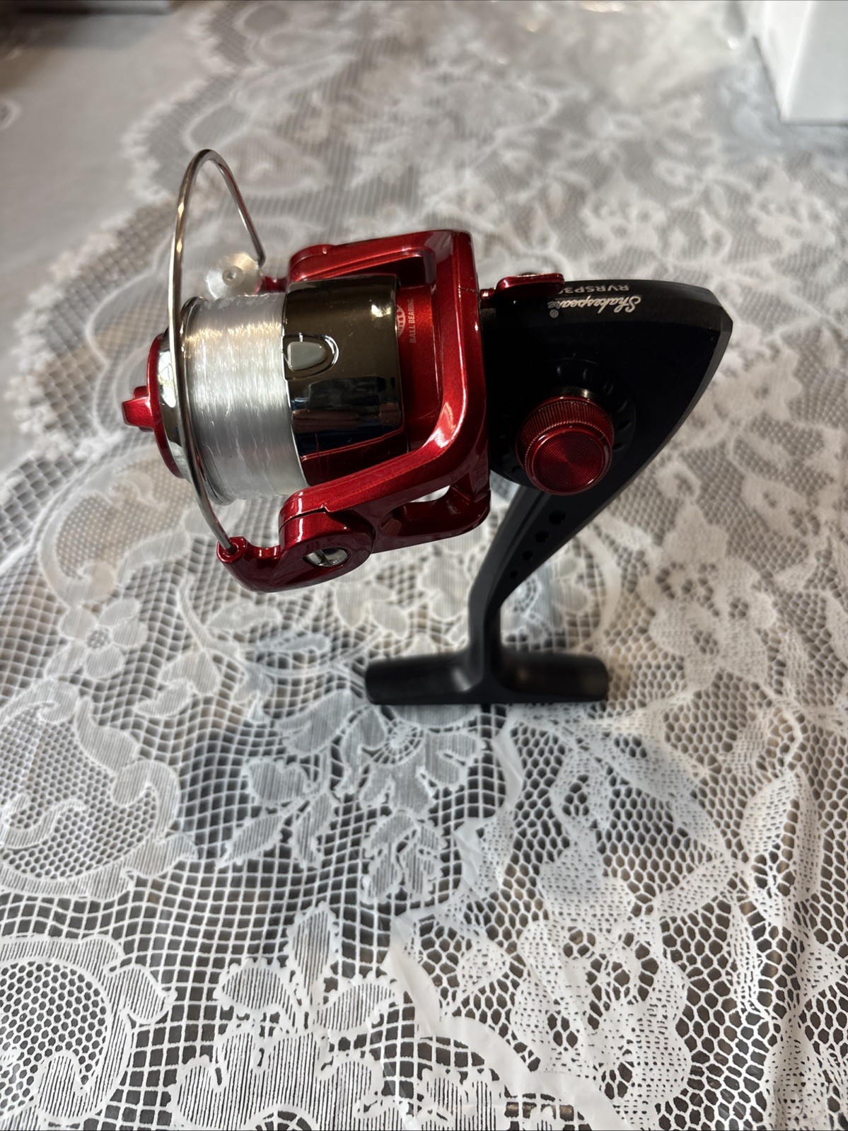SHAKESPEARE REVERB Spinning Reel bb drive Gear Ratio 5.5:1 Size 30 6 lb test