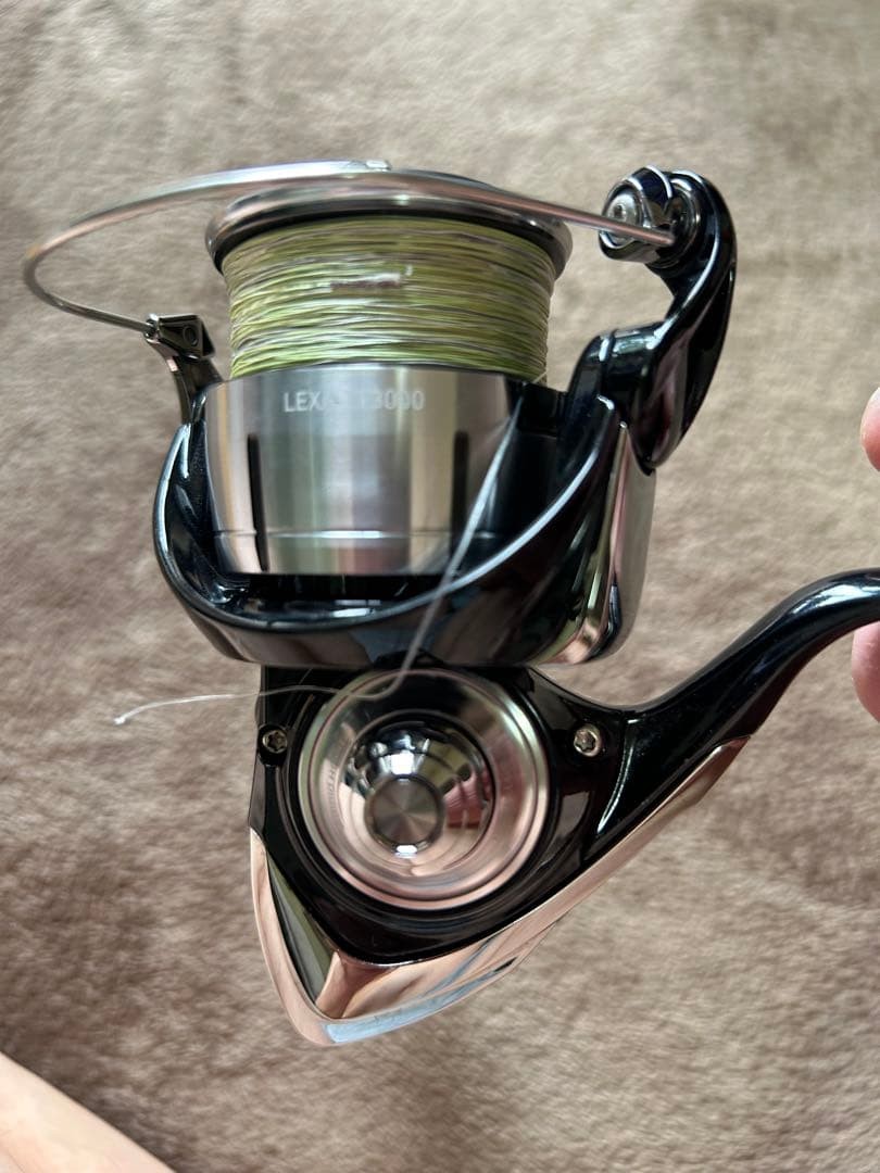 Daiwa 23LEXA LT3000 Spinning Reel Aluminum Black Silver 5.21 10kg Drag