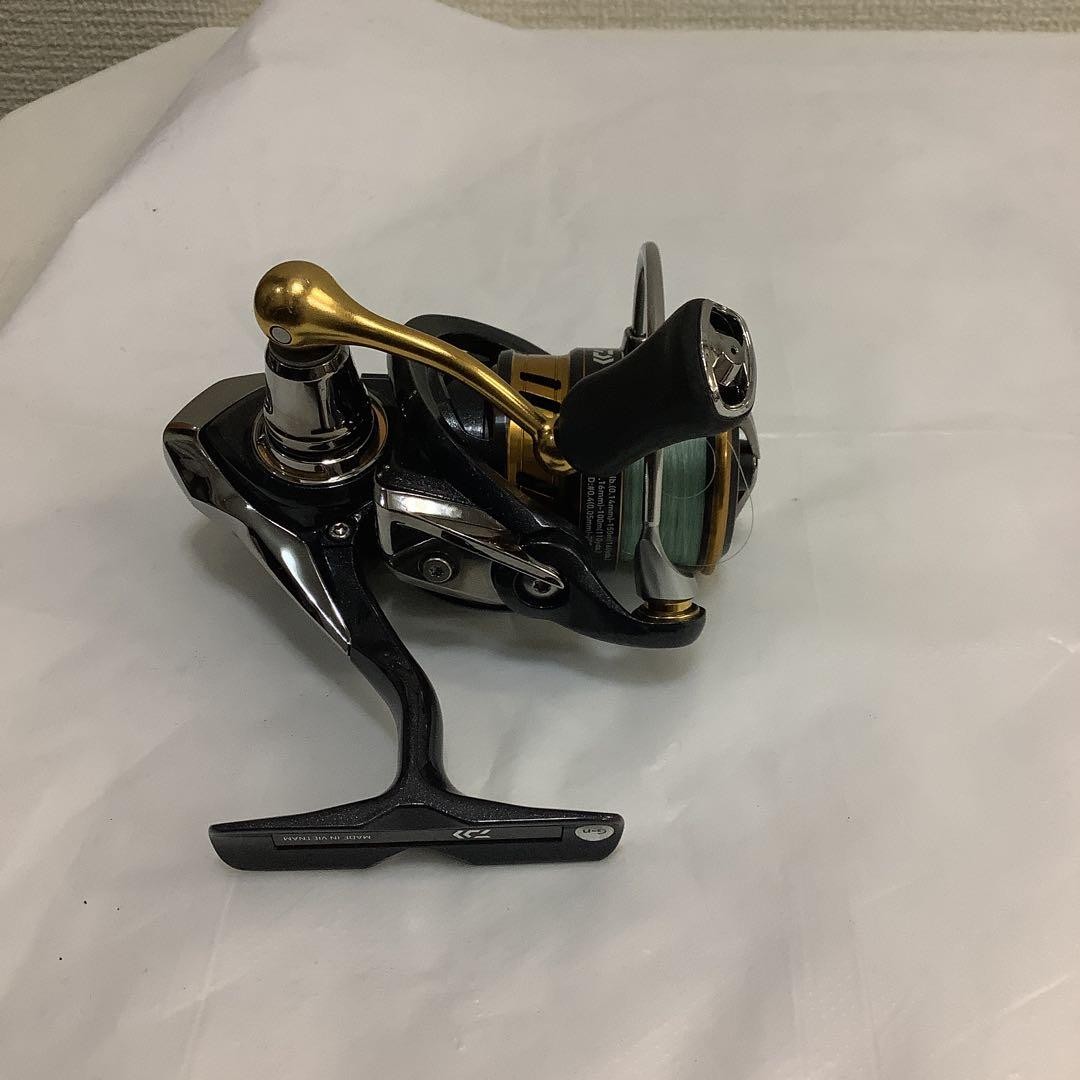 Daiwa Regalis LT2000S-XH Spinning Reel Used Japan