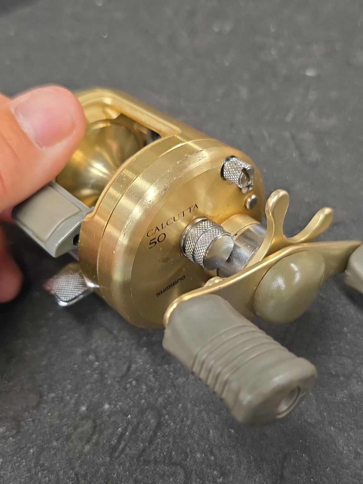 Vintage Shimano Calcutta 50 Gold Round Baitcasting Reel – Made In Japan