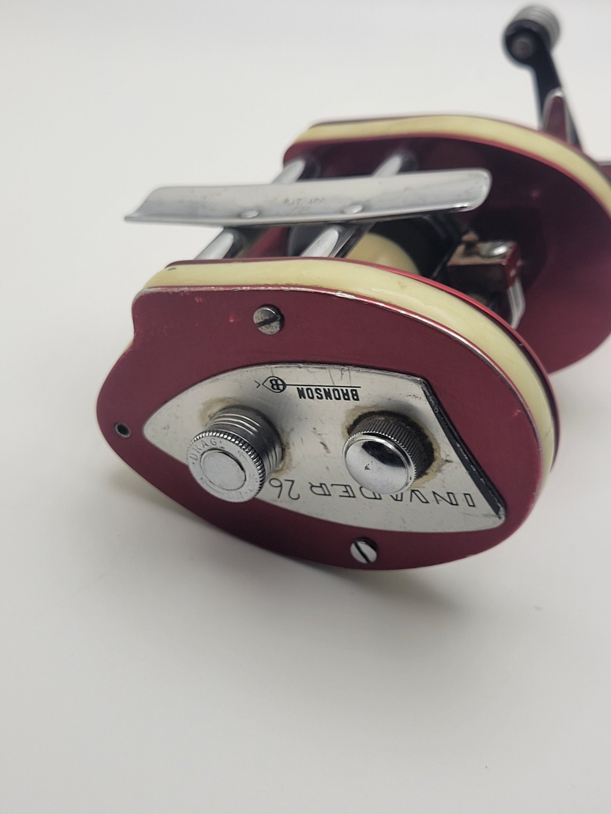 Vintage Bronson Invader 26 Baitcaster Fishing Reel