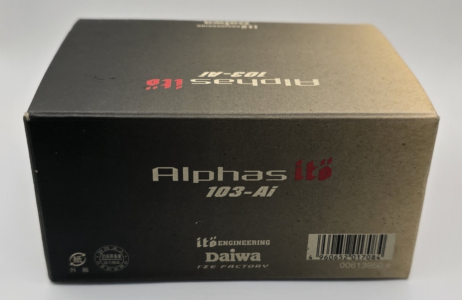 Daiwa Alphas ito 103-Ai Right Hand Megabass JDM Baitcast Reel Boxed Works Great