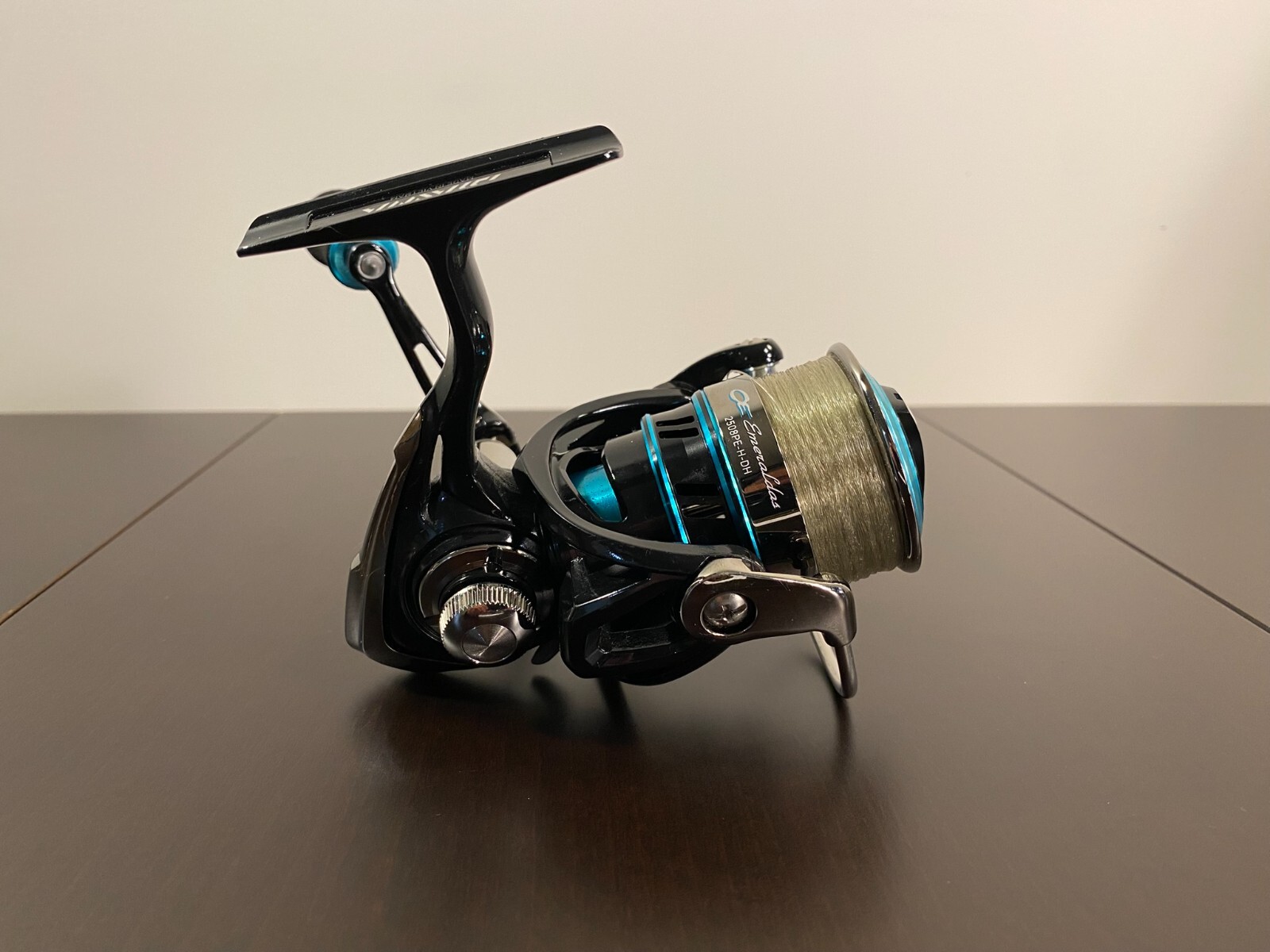 Daiwa EMERALDAS 2508PE-H-DH Spinning Reel, 5.6:1, 2508, 2500, Excellent++++=