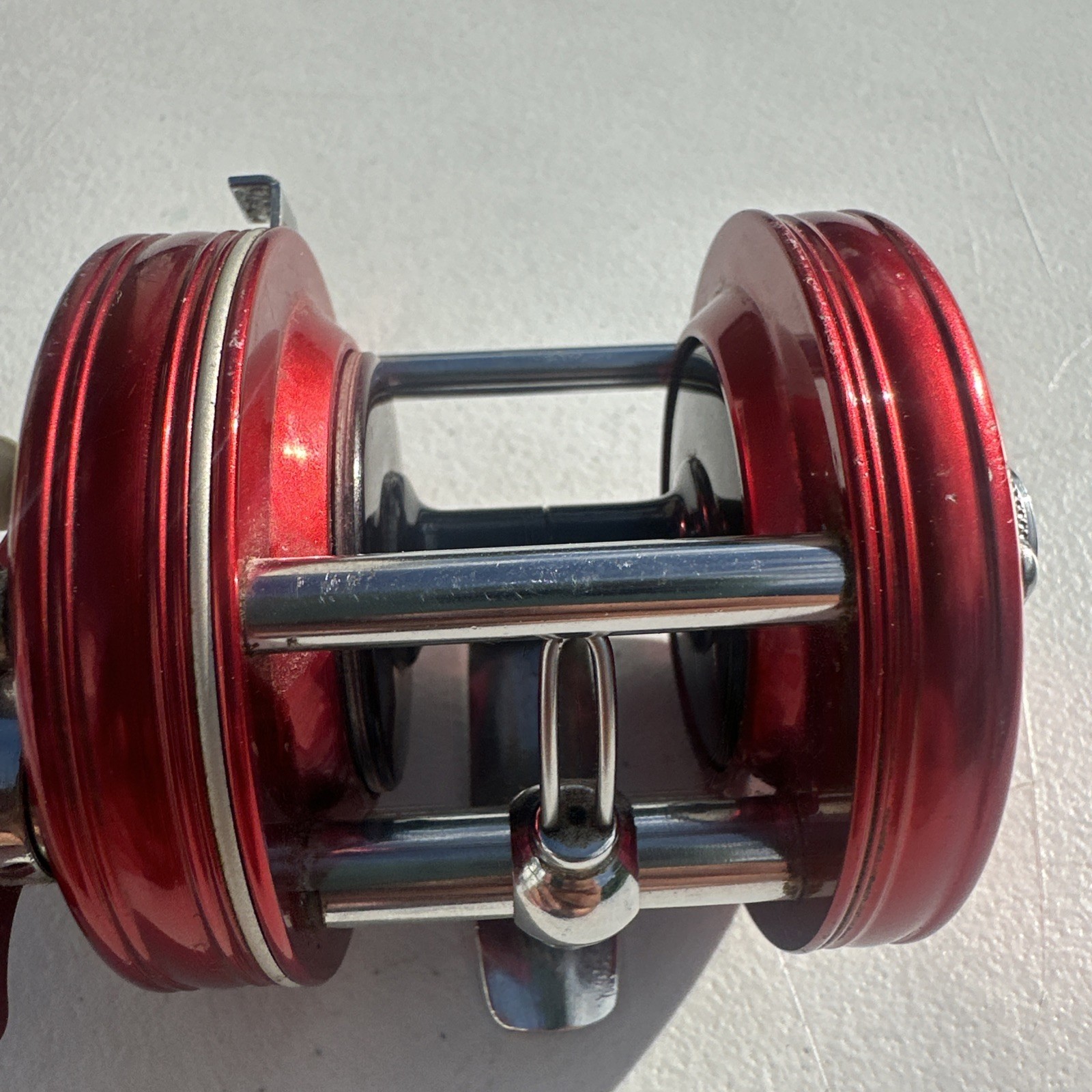VTG Abu Garcia Ambassadeur No 5000 Red 4 Screw Reel Sweden 553803 Tested Smooth