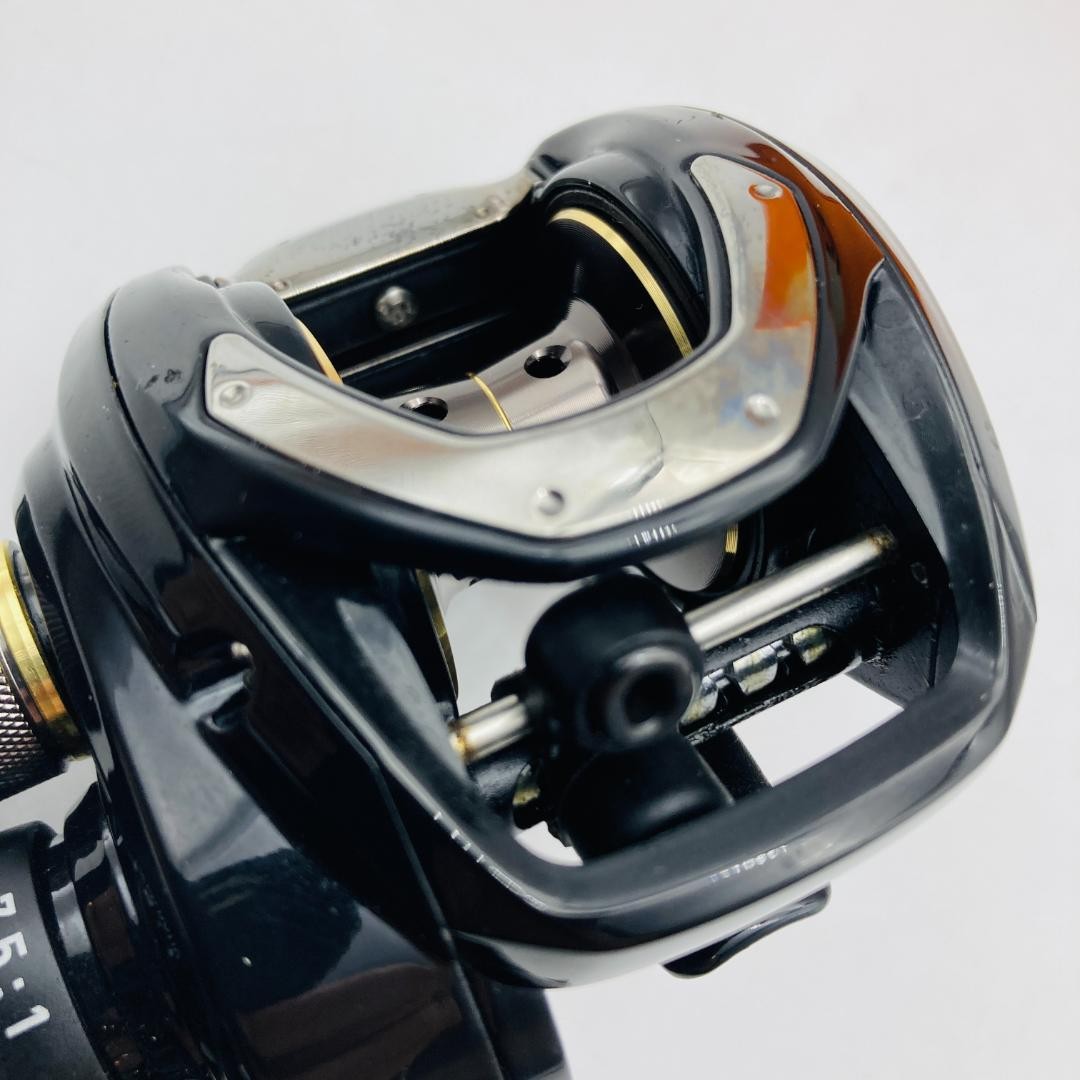 Daiwa Daiwa BASS X80SH bait reel 64240809G02S