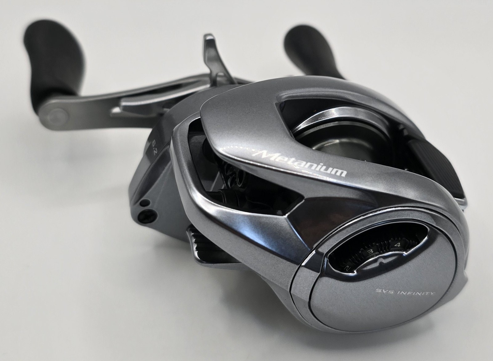 Shimano 22 Metanium Shallow Edition Right Baitcast Reel Boxed JDM Unfished Mint
