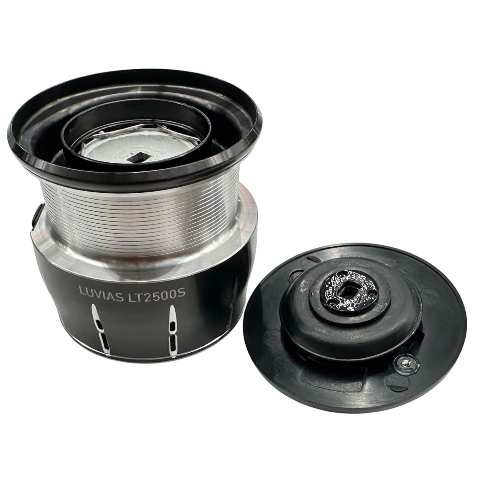 (2) Daiwa 24′ Luvias LT 2500S ③