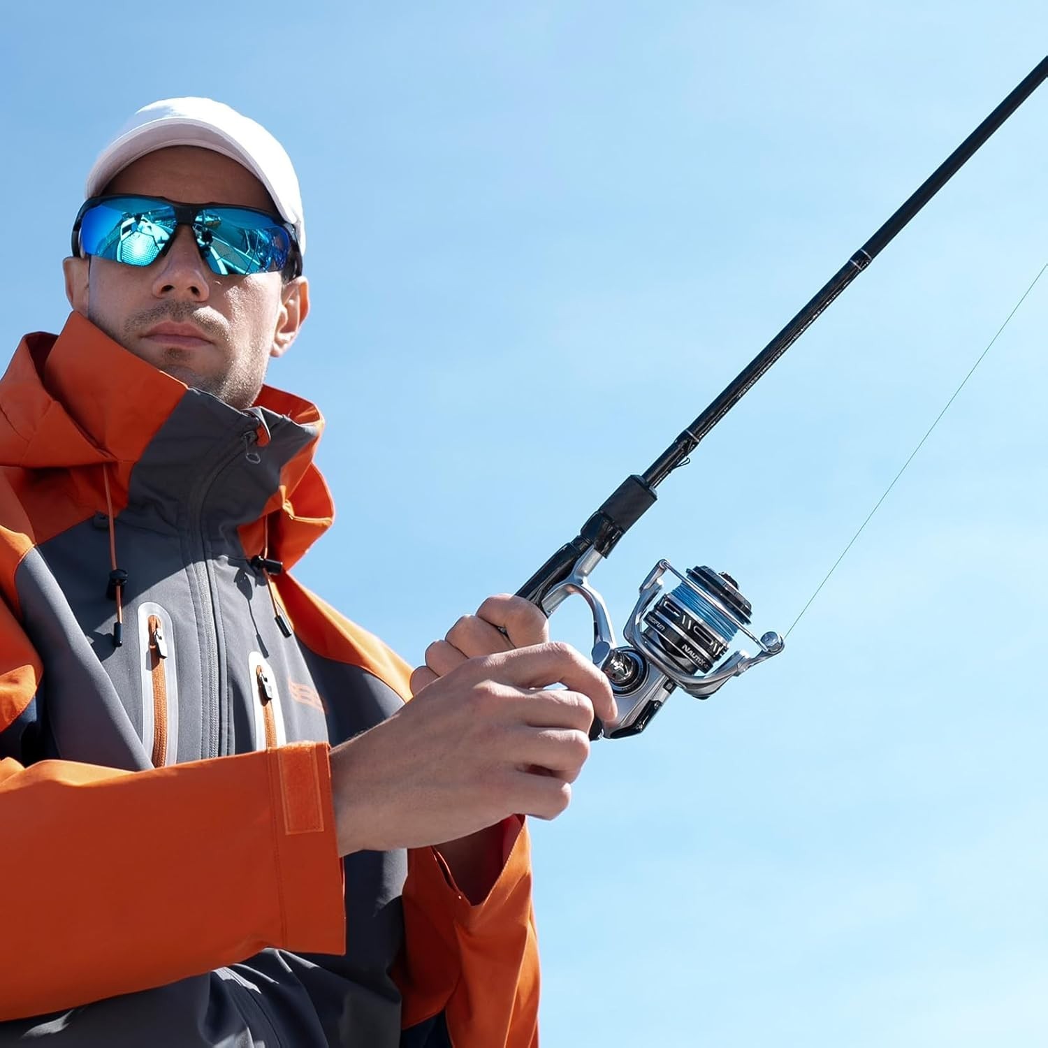 High-Performance NautiX Spinning Fishing Reel: CNC Gear & Strong Drag System