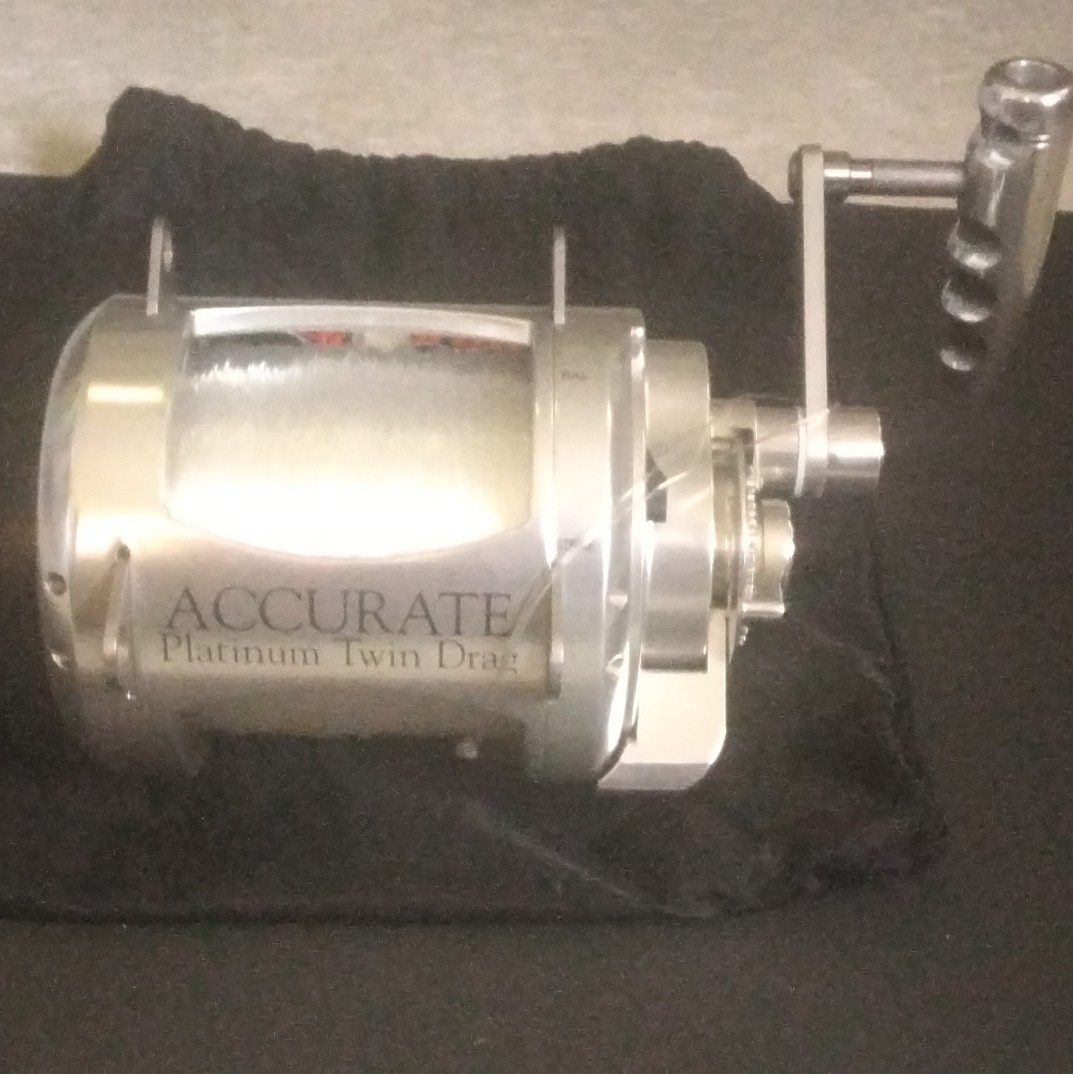 Accurate Platinum ATD 80. Twin Drag Silver Lever Drag Right Hand Trolling Reel.