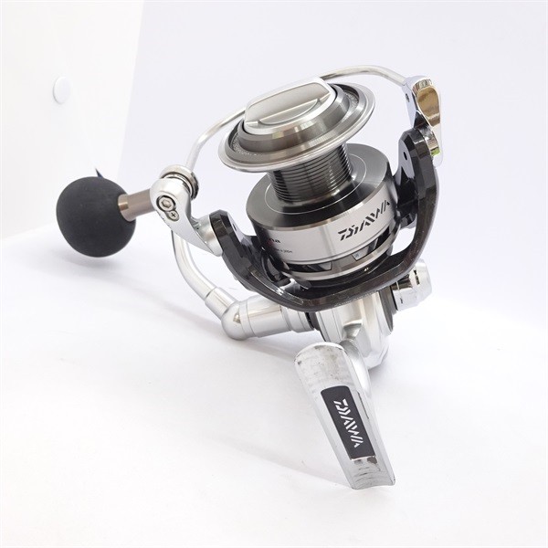 Daiwa 12 Catalina 4500H