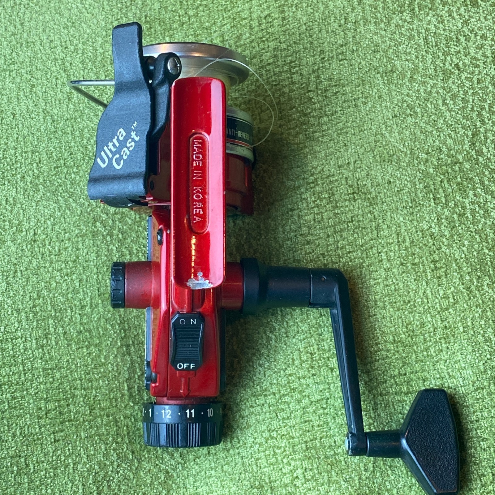 Sportfisher 350 ZX Ultra Cast Fishing Reel 1970 Red & Black