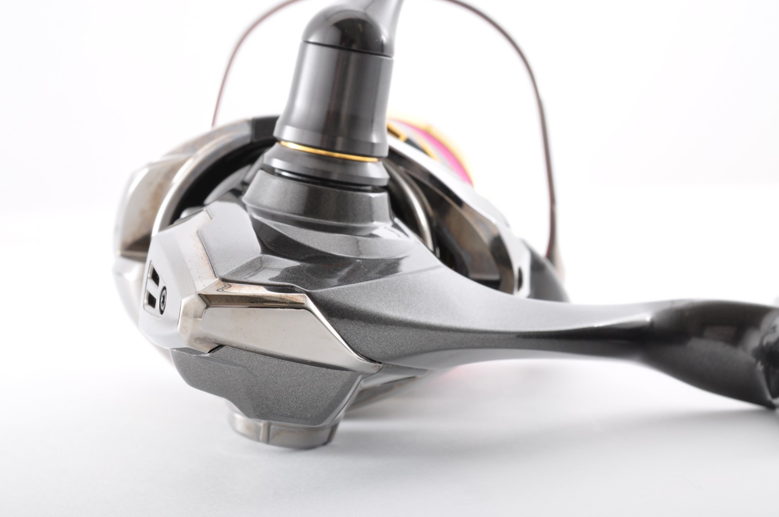 Shimano 20 Twin Power 4000XG Near Mint Fishing Spinning Reel from Japan B0326