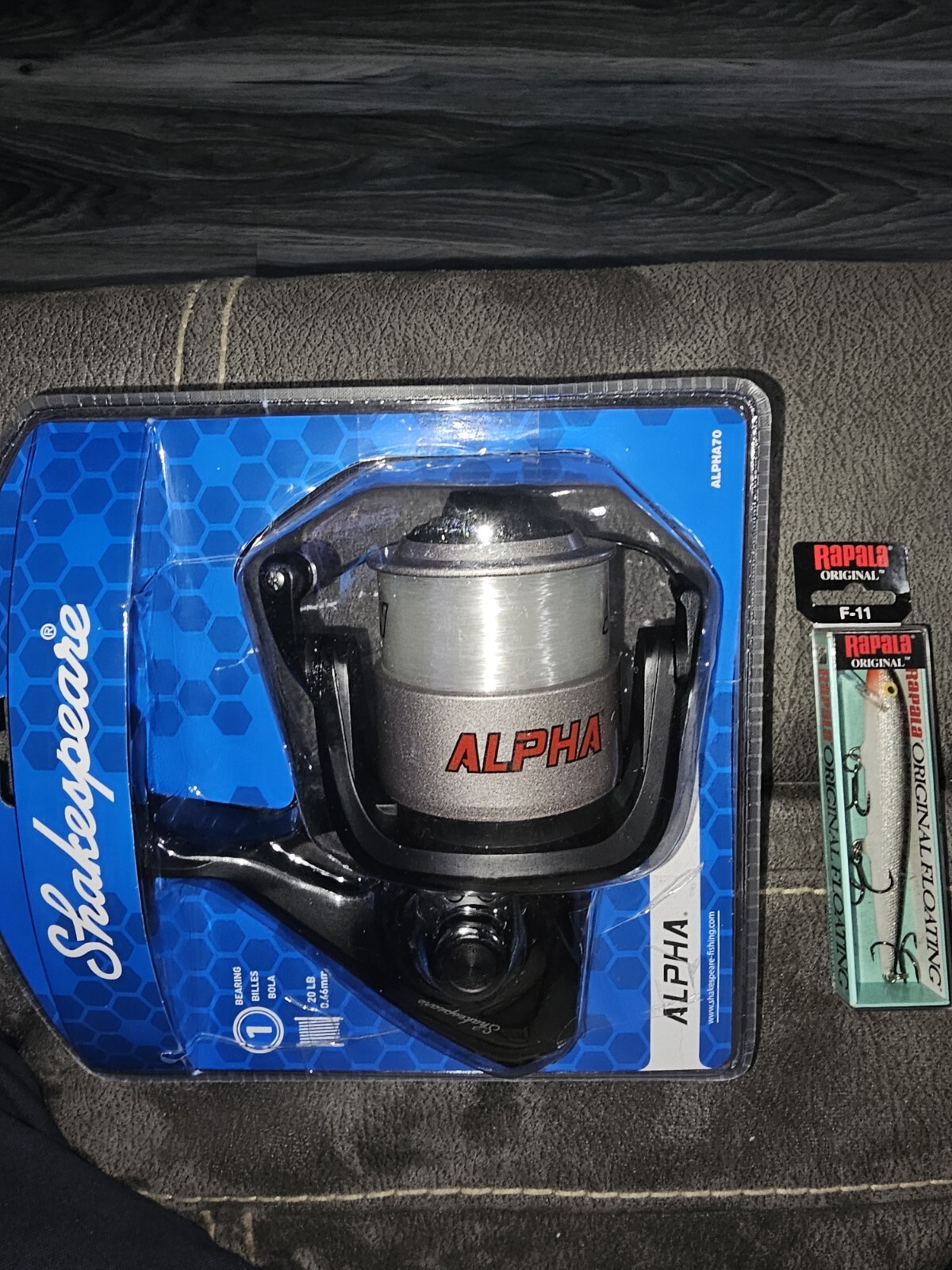 Shakespeare ALPHA SPINNING Fishing Reel Alpha70 Pre-Spooled. Free Lure !