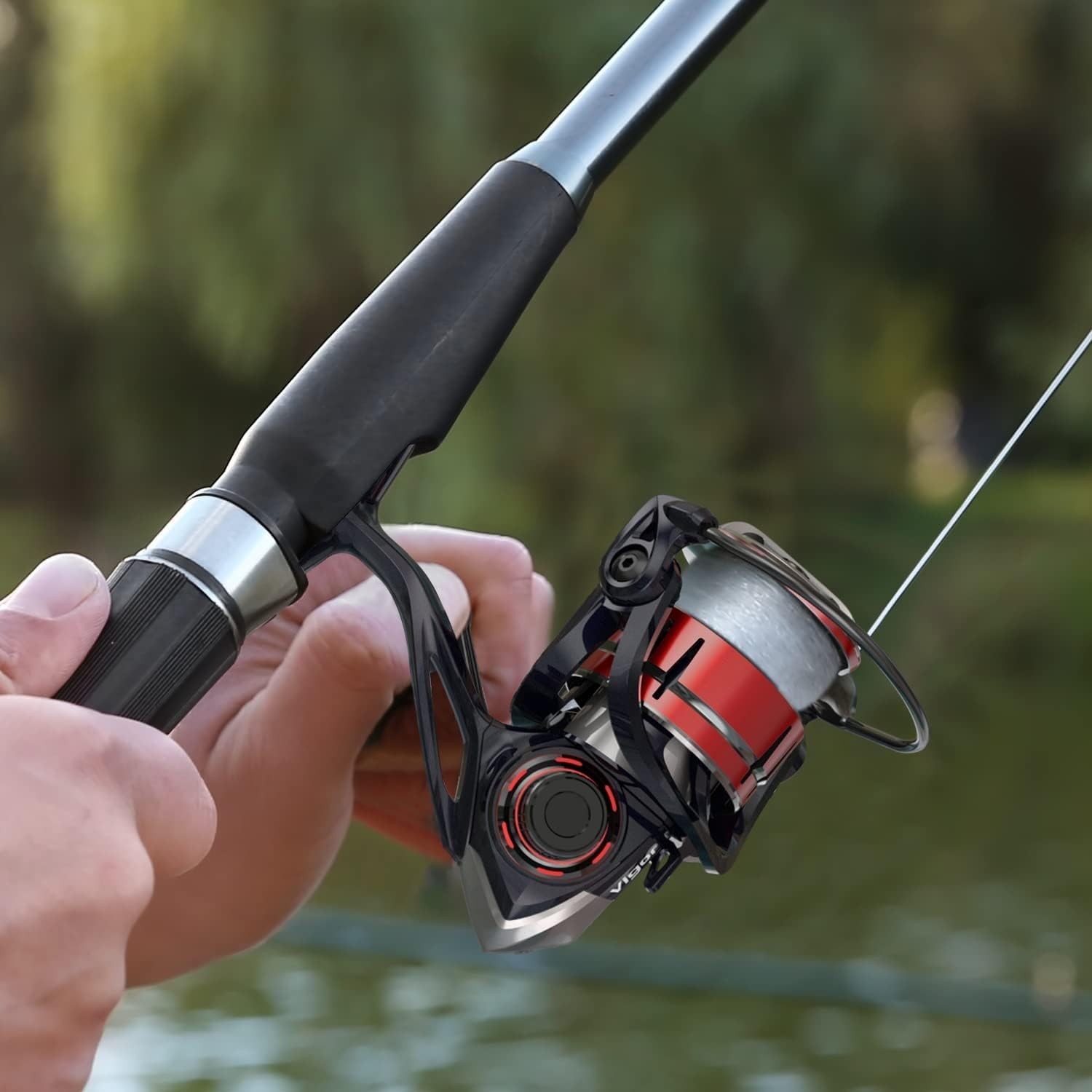 Tempo Expert Ultralight Spinning Reel with Magnesium Body, 6.2:1 Gear Ratio