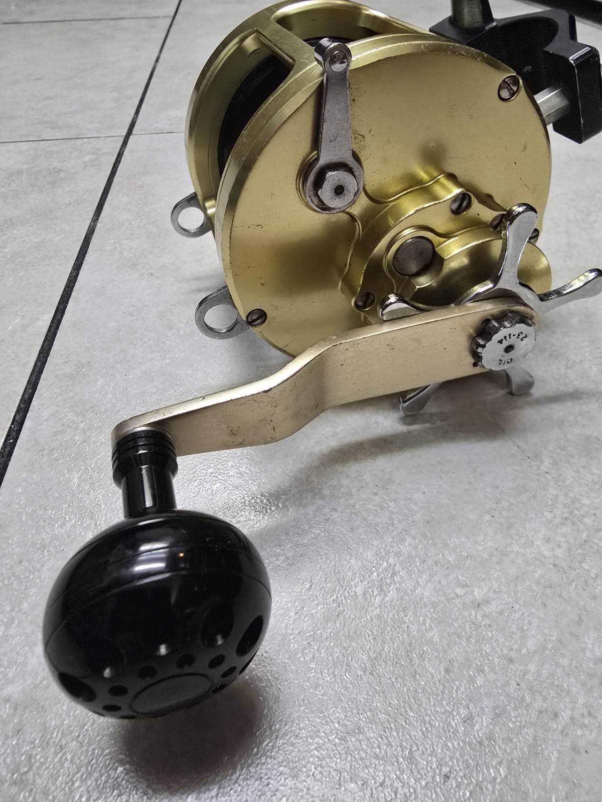 VERY RARE LEE-PRO KC 4/0 NARROW „YELLOWTAIL SPECIAL“ FISHING REEL