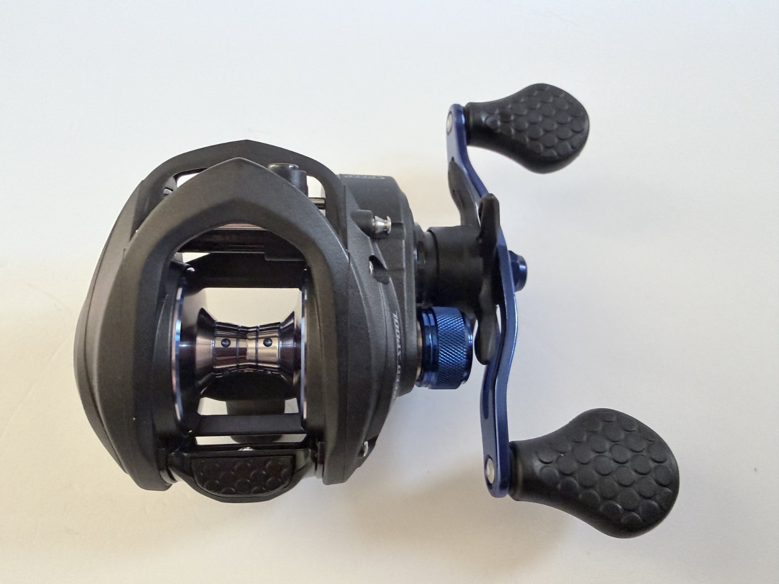 Lew’s SSN1SH Speed Spool Baitcasting Reel 7.5:1 Bearings 6+1 Smooth Used