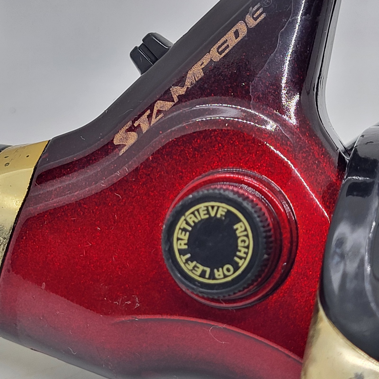 Bass Pro Shops Stampede EZ CAST Open Face Spinning Reel, 5.2:1 Ratio, Excellent