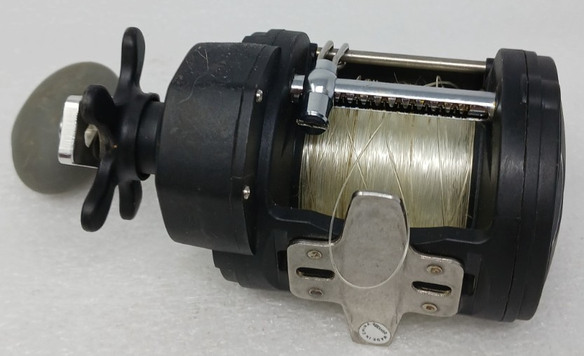 Shakespear Tidewater TW20 Level Wind Graphite Reel 6.3:1 Fishing Reel