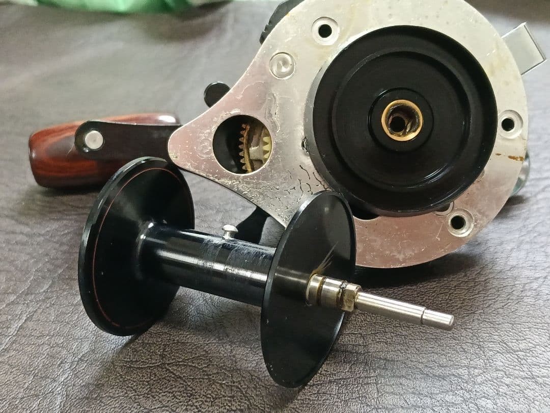 Shimano BM-4 Vintage Bait Reel, 1979, Used, Smooth Operation