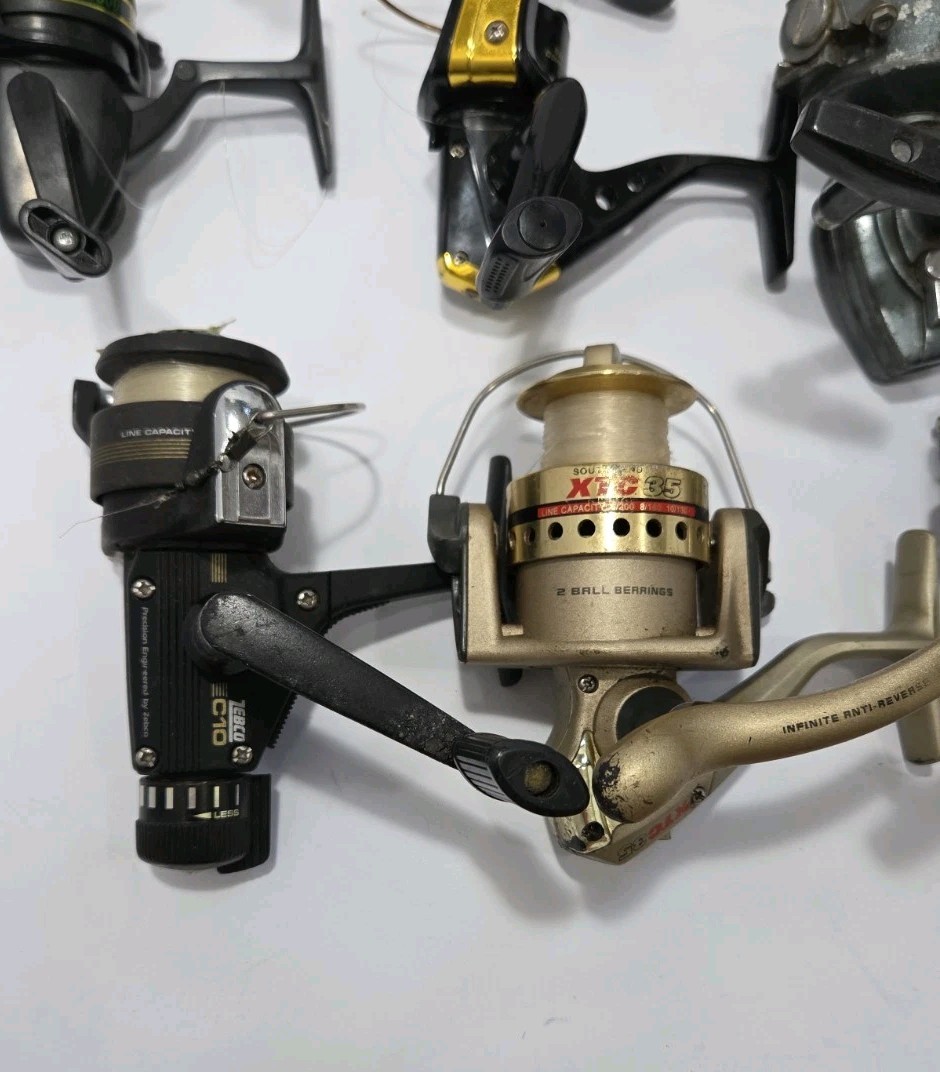 Lot Of 17 Assorted Spinning Reels – For Parts Or Repair