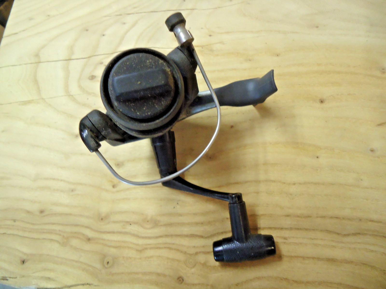 Shimano AX2000F Spinning Reel