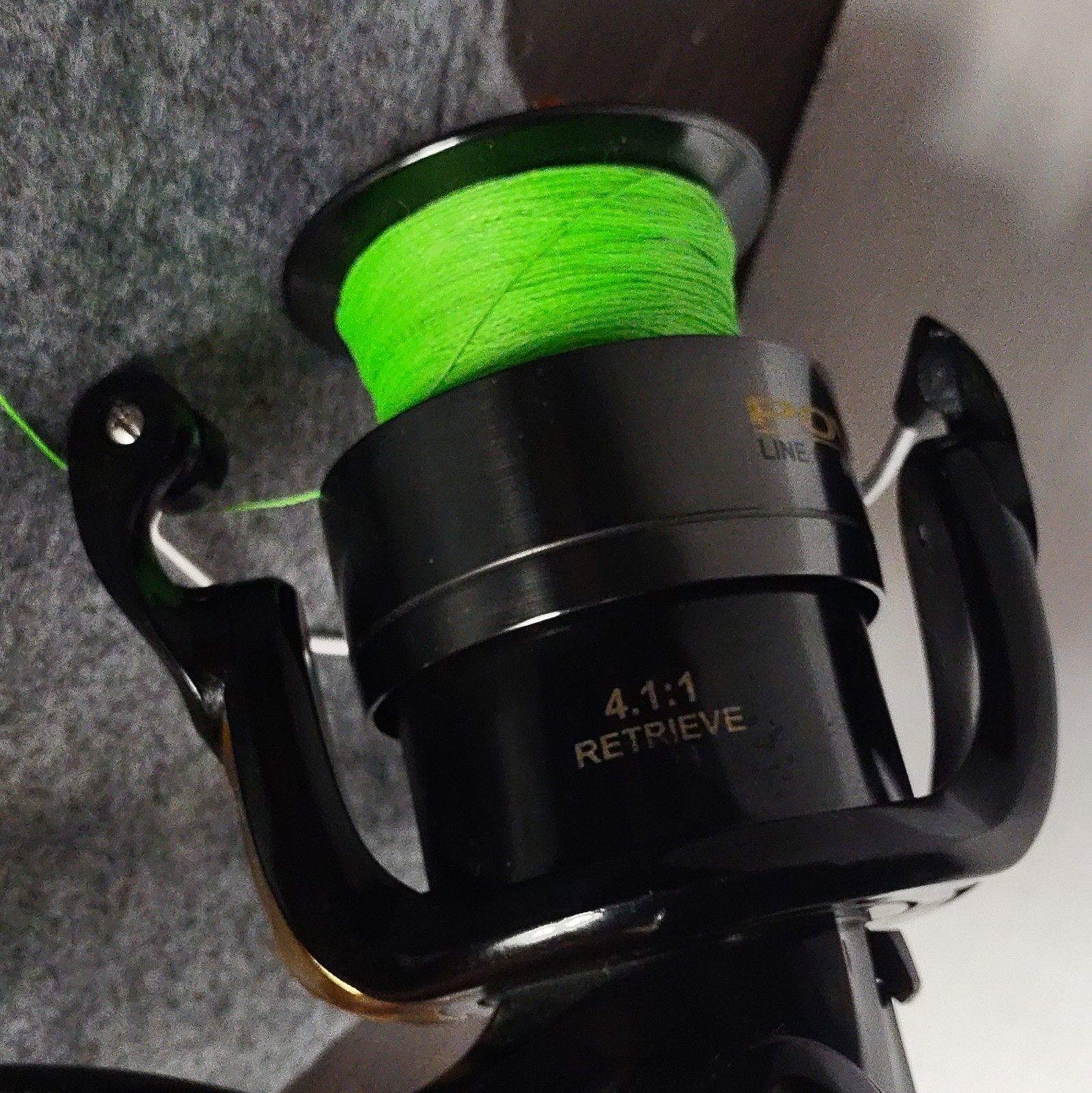 Power Plus 4000 Spinning Reel 4.1:1 3BB Anti-Reverse Black/Gold