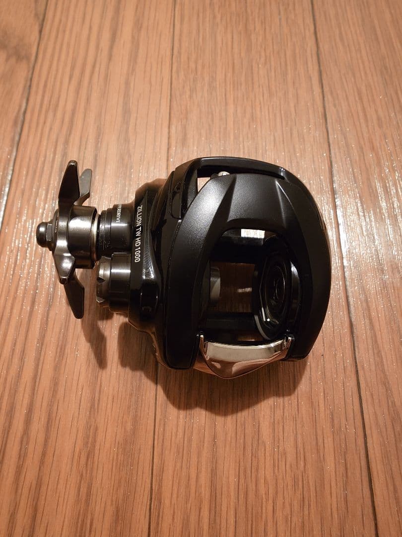 DAIWA ’22 ZILLION TW HD 1000HL Left Handle Main Unit Only