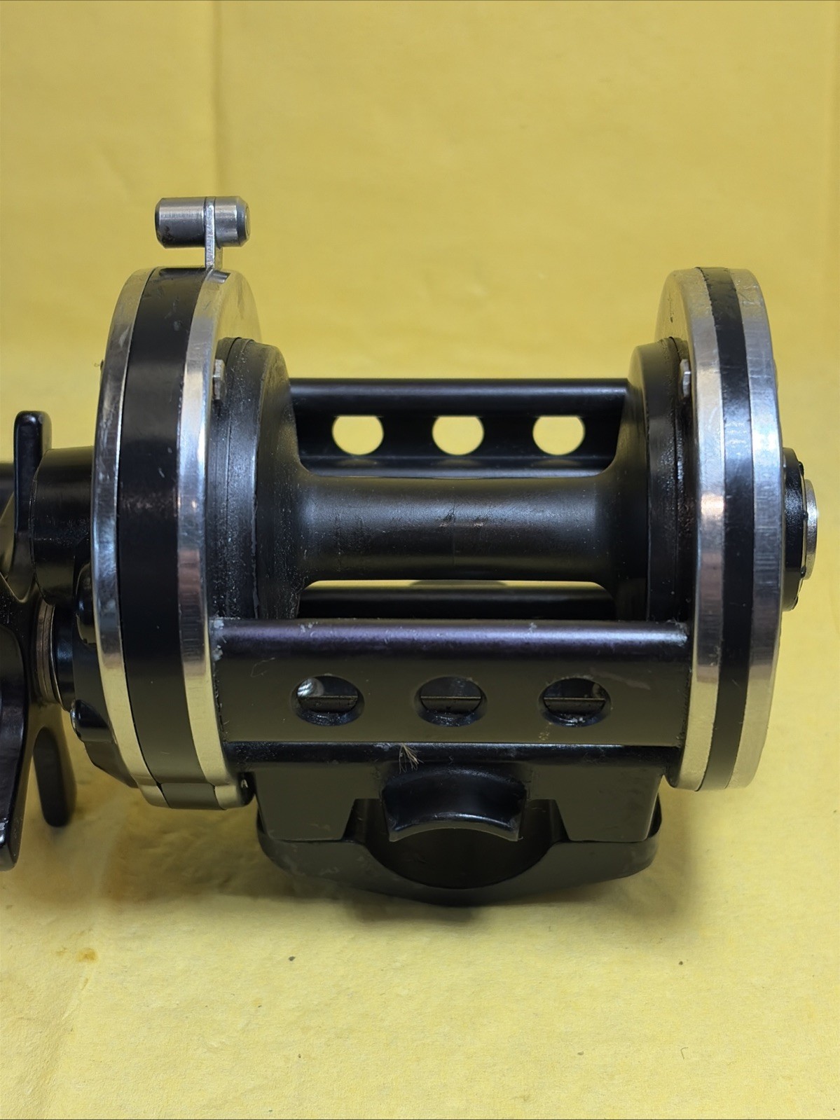 Newell P229-F Fishing Reel Carbontex Drag Stainless Parts Fresh Service Nice!