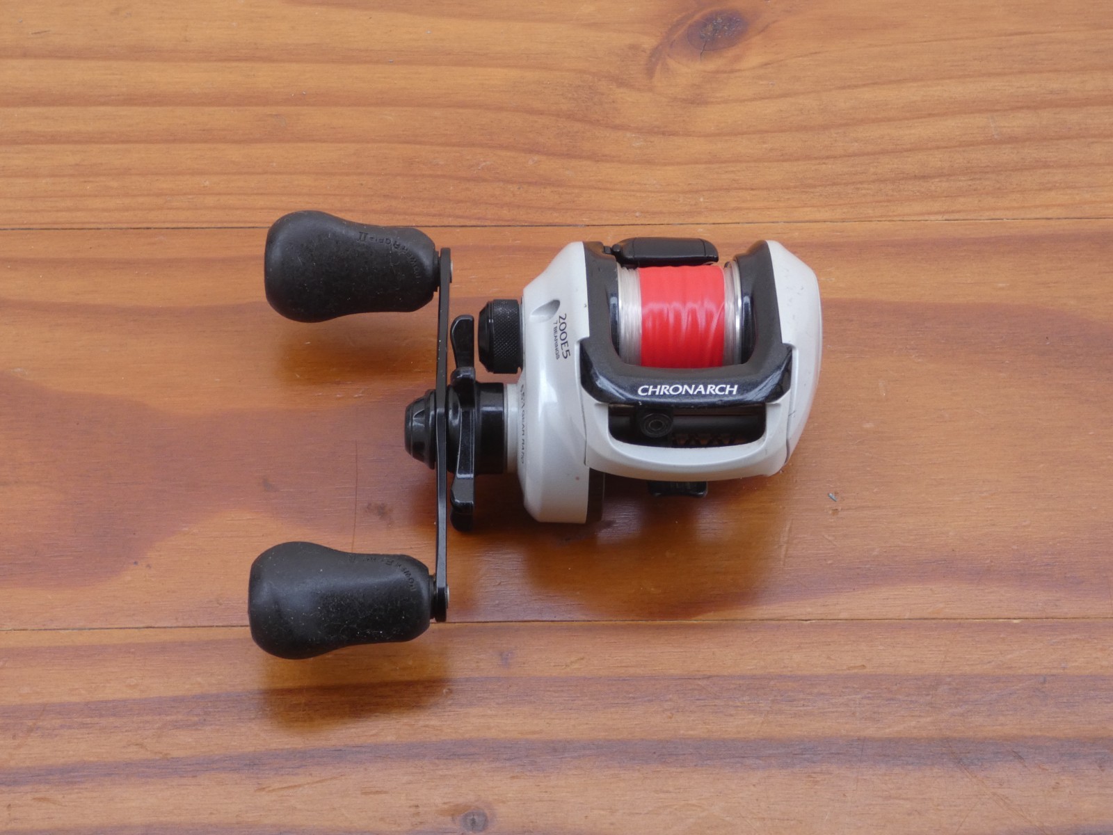 SHIMANO CHRONARCH 200E5 BAITCAST REEL (B)