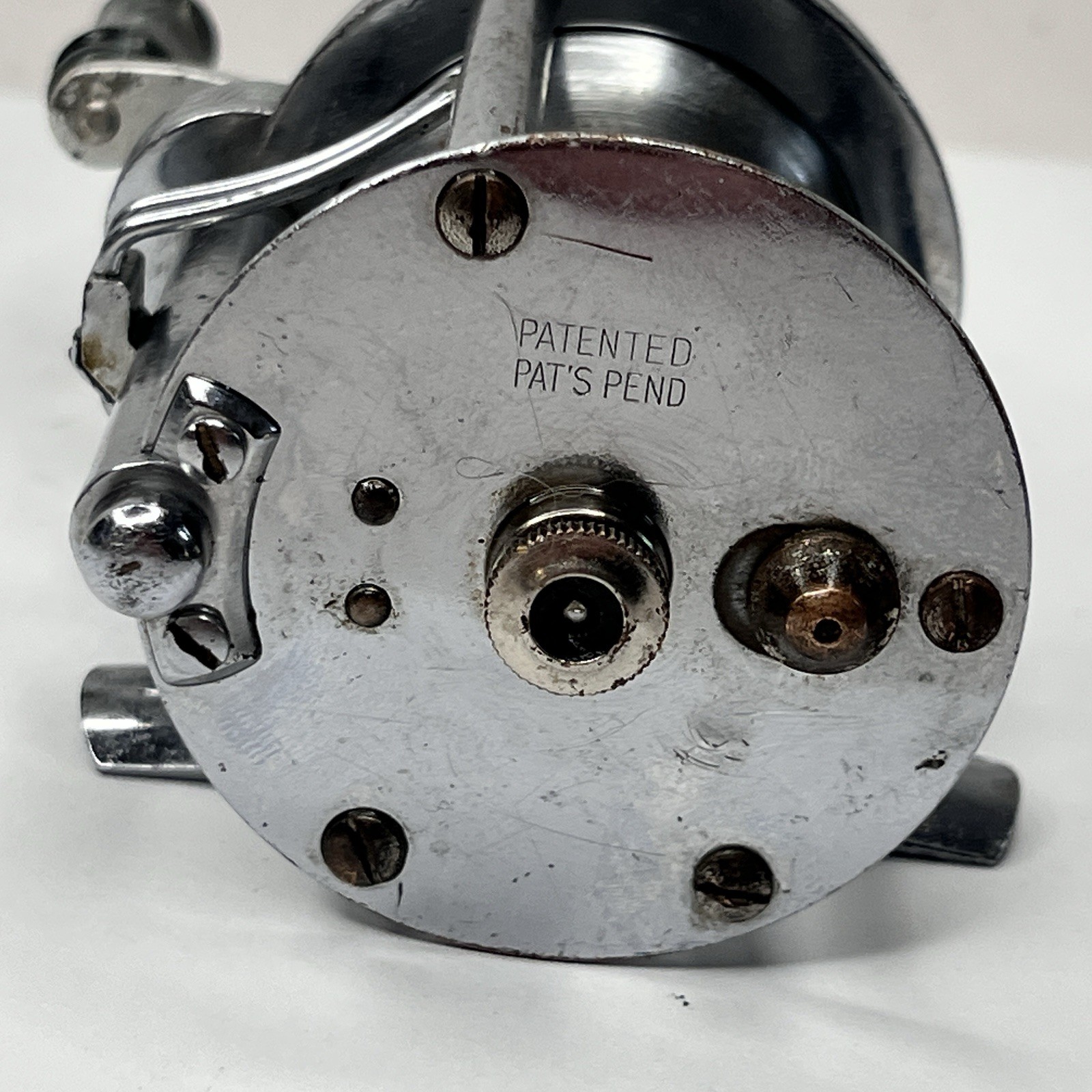 Vintage Baitcasting Fishing Reel Pflueger Akron Model 1893. Pre-owned. SL