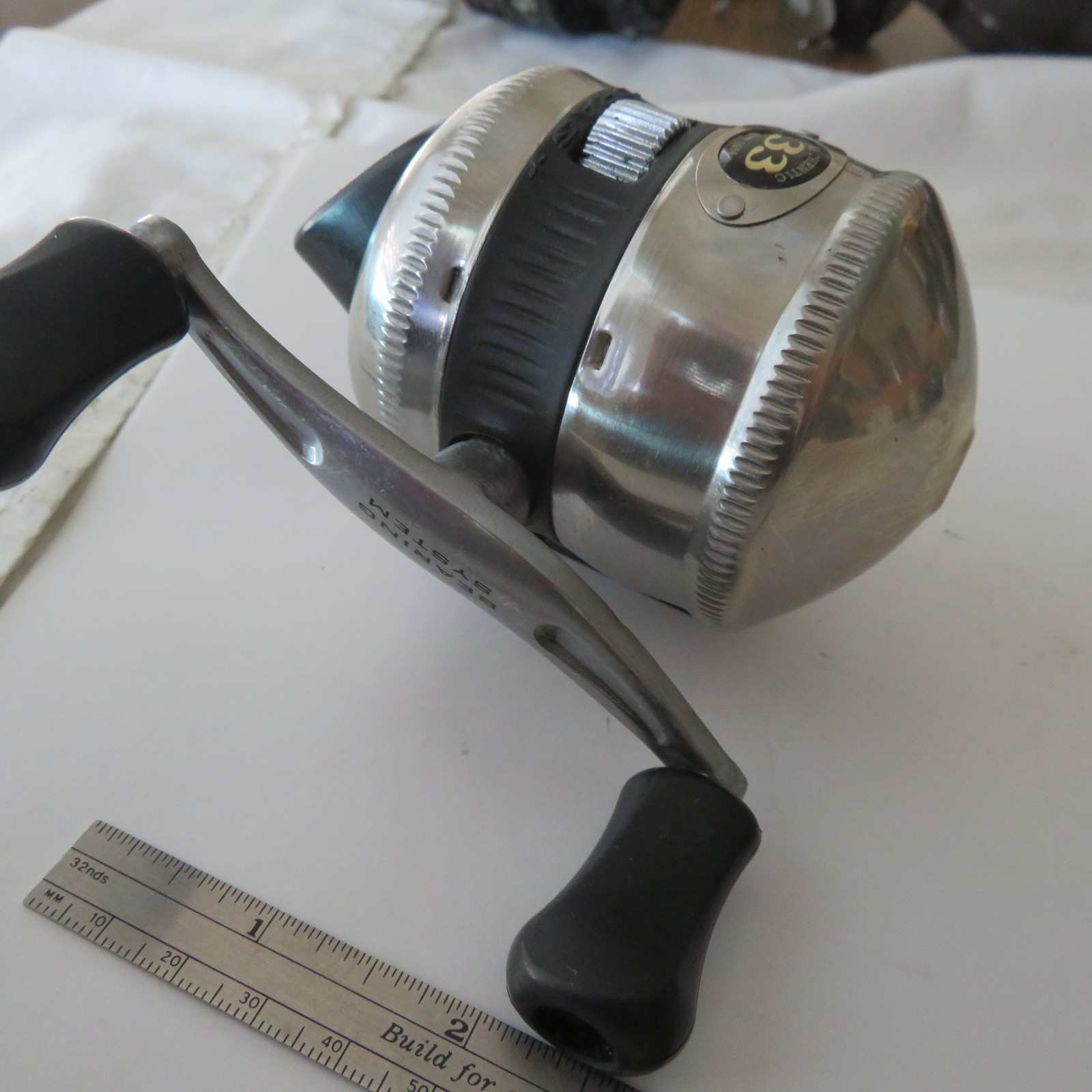 FISHING REELS ZEBCO 33 AUTHENTIC CLOSED REEL ADJUSTABLE DRAG WORKING