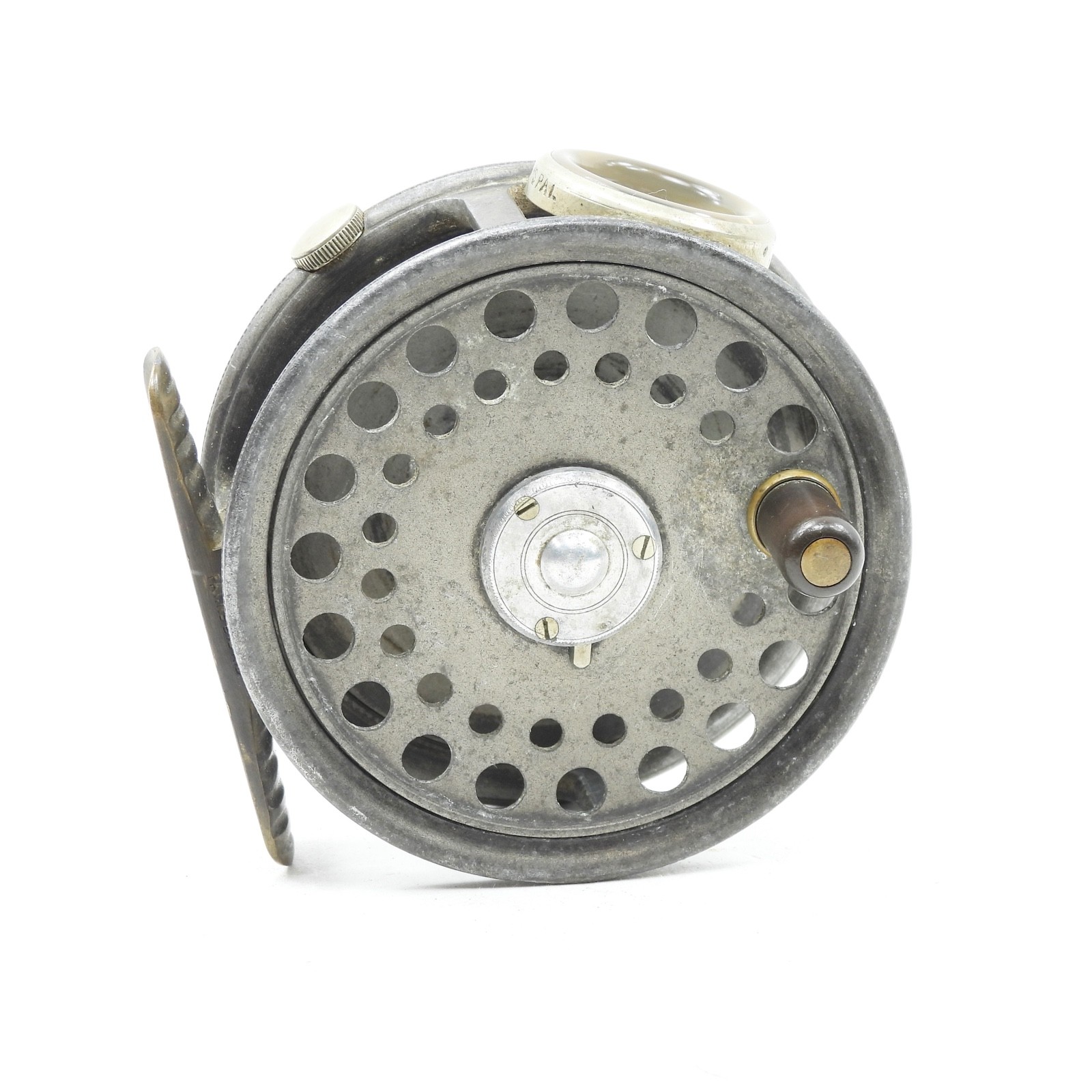 Hardy St. George 3″ Fly Reel. 3-Screw Latch. Agate Line Guard. Made in England.