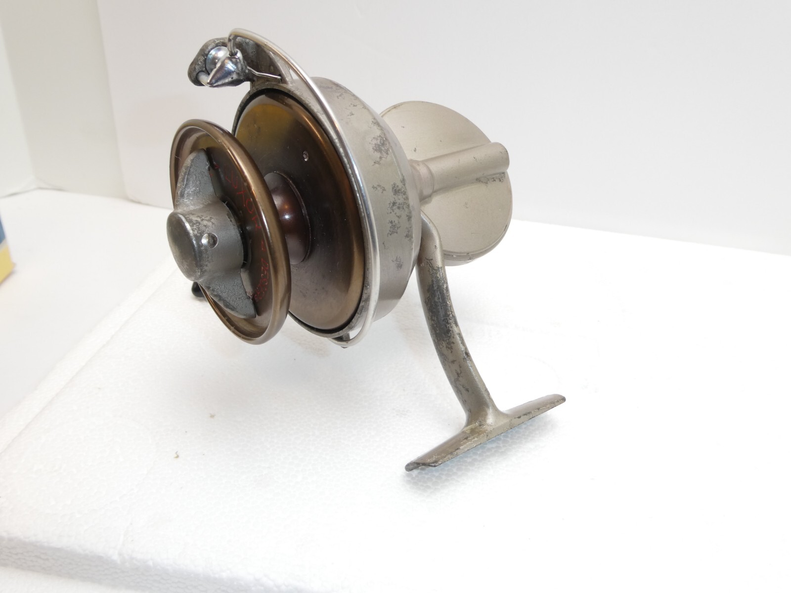 Nice Vintage Luxor Pezon Michel Spinning Fishing Reel, France No.3L (A)