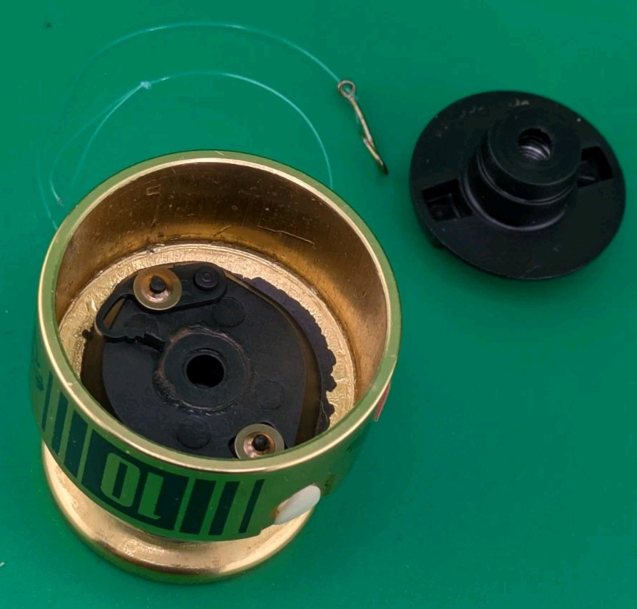 Bass Pro Shop #10 Spinning Reel Spare Spools x2 Drag Recorder Cap, Line & Hook