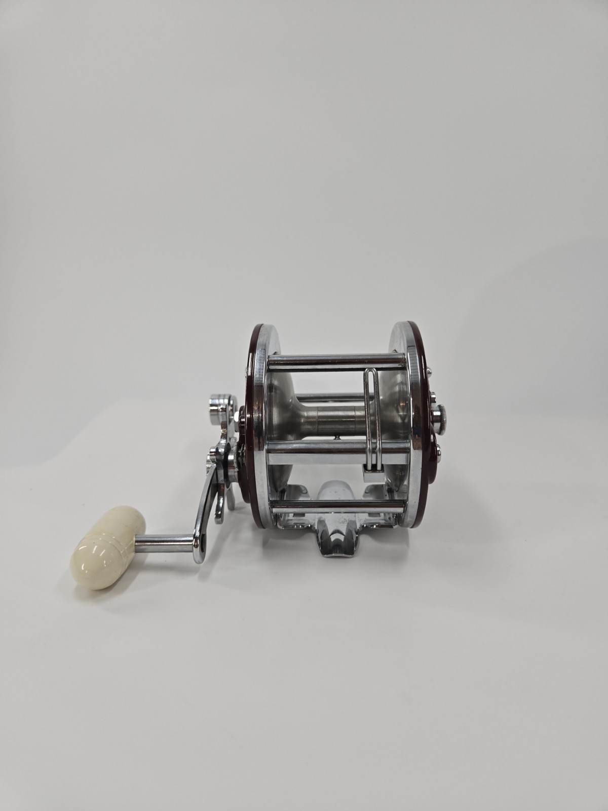Vintage Penn 309m Reel With Box, Manuals, Wrench And Extras